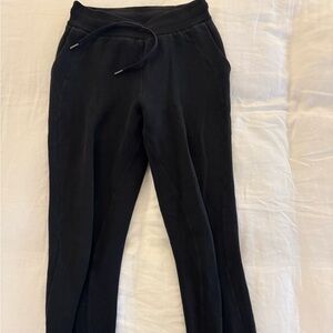Women’s Lulu Jogger Pants